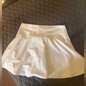 Beyond yoga athletic skirt with shorts size LARGE